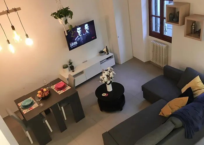 Lola Loft